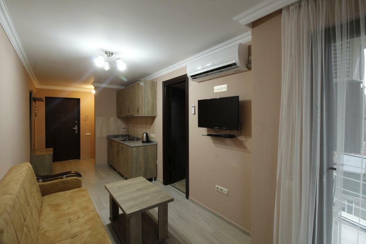 Jeal Apartments Батумі Екстер'єр фото